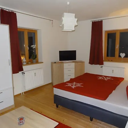 Appartement Haus Kunterbunt à Reichenberg  Extérieur photo